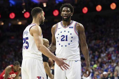 世界杯直播软件安装-76人双星至少缺席两场比赛 里弗斯：任务更艰巨了