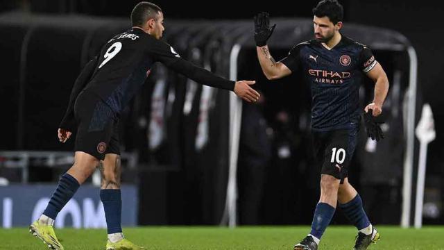 世界杯移动端观看-不兼容？第13次英超同时首发 热苏斯阿圭罗都进球