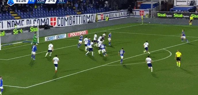 世界杯高清直播app下载-科莫定位球二次进攻，莫雷诺射门击中拉蒙打在横梁上